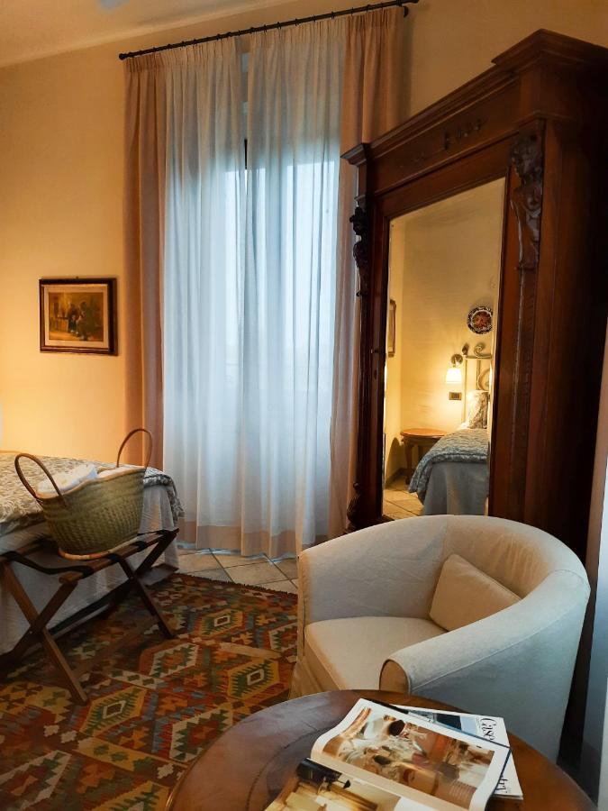 Boutique Hotel Fox'S Inn 新吉蒂诺瓦达恩 外观 照片