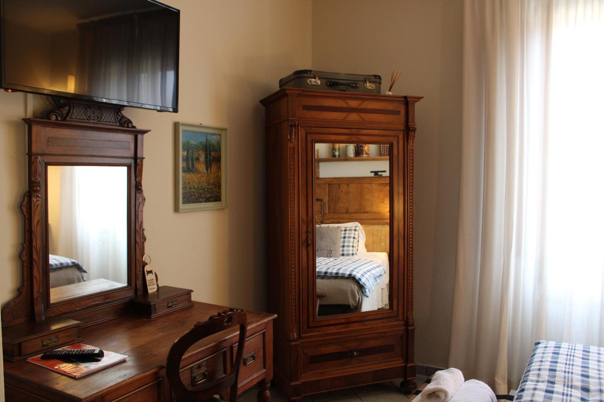 Boutique Hotel Fox'S Inn 新吉蒂诺瓦达恩 外观 照片